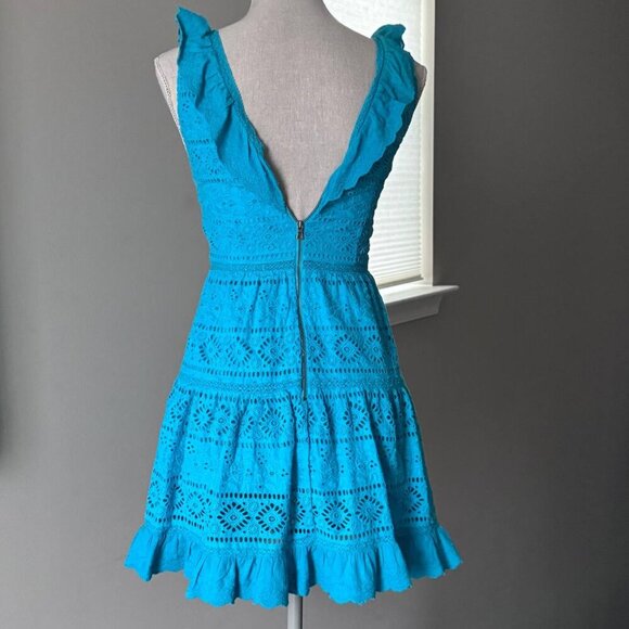 NWOT! ALICE + OLIVIA Beautiful Eyelet Boho Cotton Dress - Size 0 - Picture 5 of 8